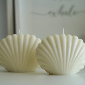 Vela Decorativa con Forma de Concha – Cera de Soja Natural con Aroma Tropical